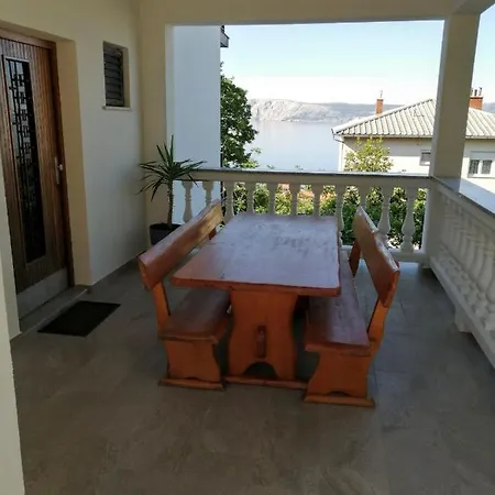 Apartman Nevija Apartment *