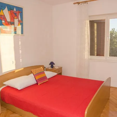 Apartment Apartman Nevija *